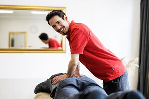 Physiotherapeut im Hotel Quellenhof